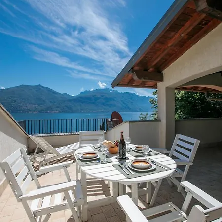 Sleeps 8 Apartment