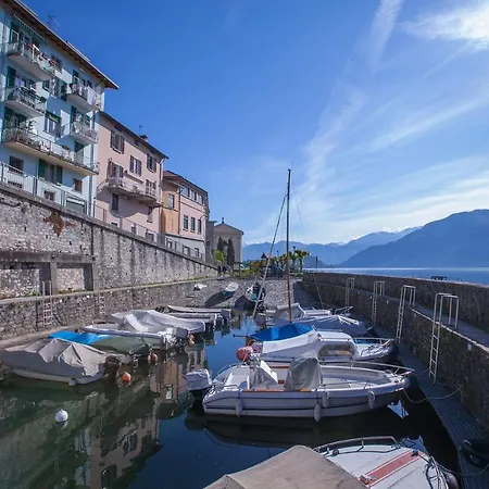 Sleeps 8 Menaggio