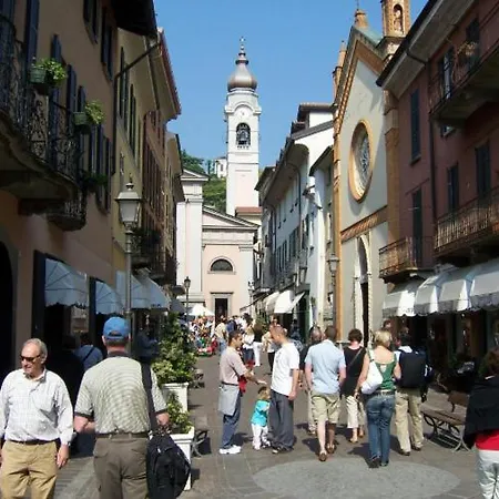 Sleeps 8 Menaggio
